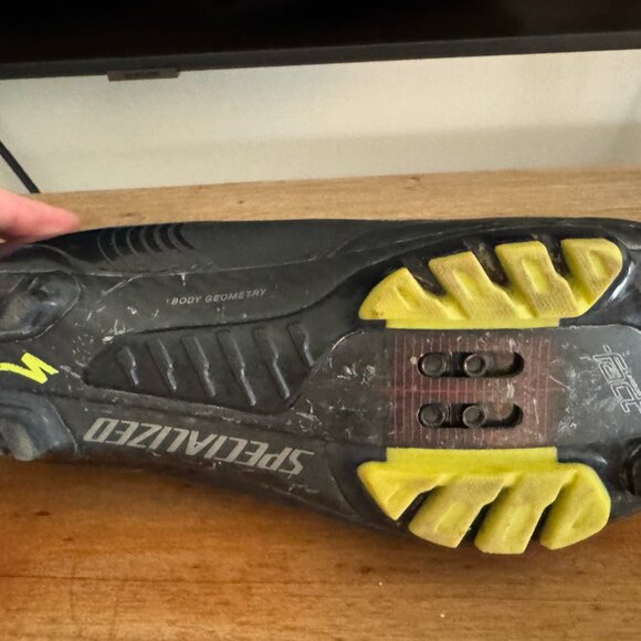Specialized Black Cycling Shoes - Picture 2 of 8